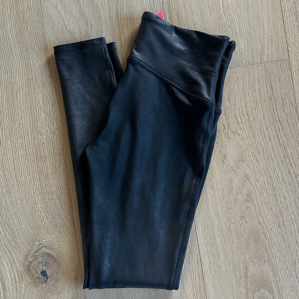 SPANX Women’s Sleek Black Leggings Large